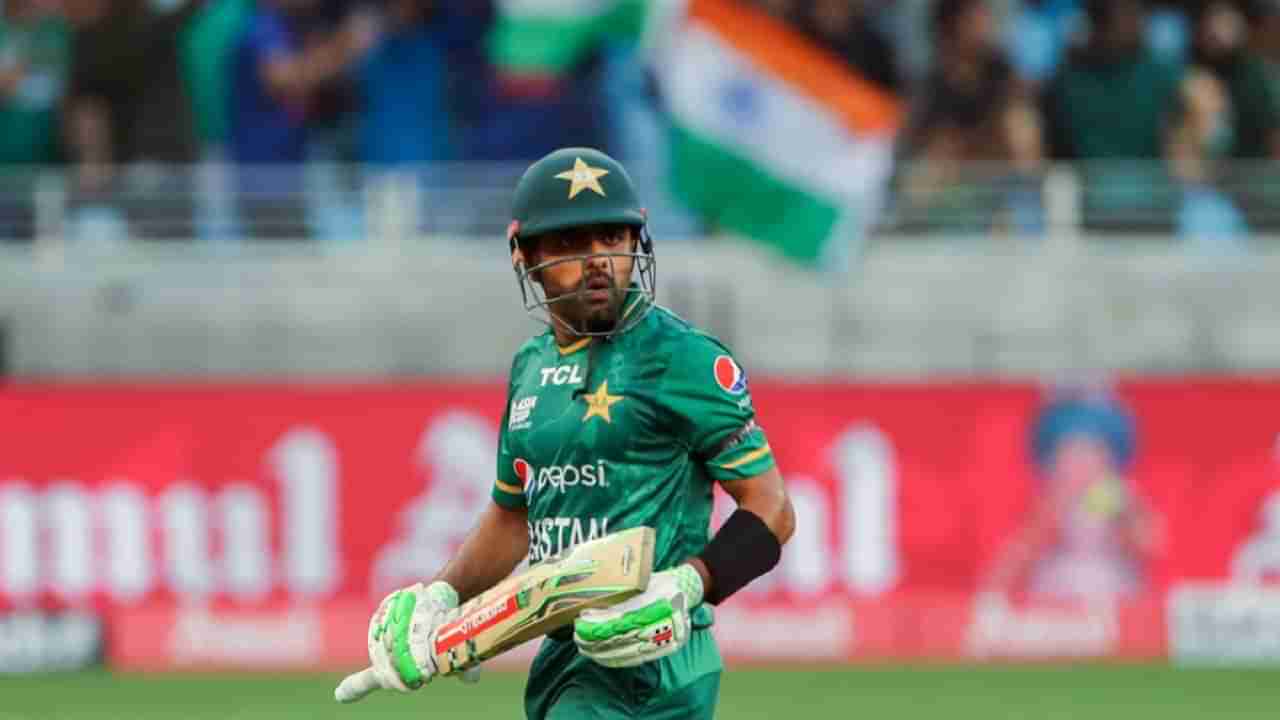 Babar Azam | हा गोलंदाज करणार बाबर आझमची दांडी गुल,या दिग्गजाची भविष्यवाणी