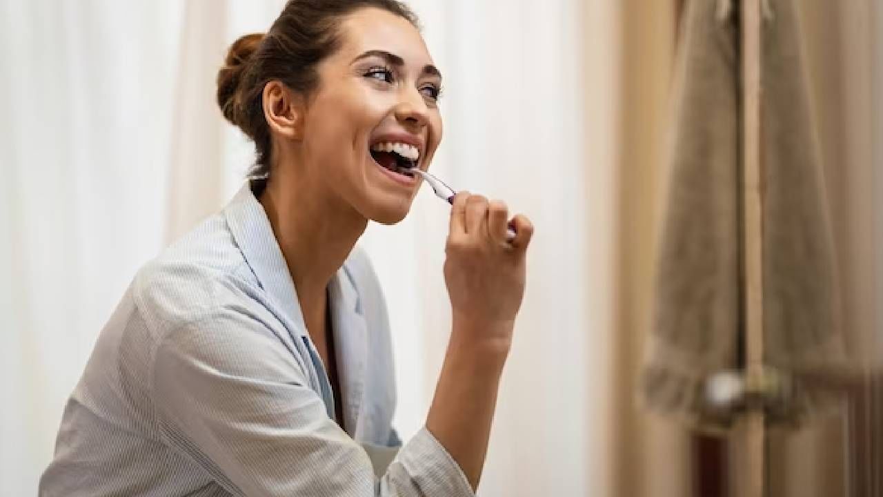 Health : जेवणानंतर तोंड धुत नसाल वेळीच व्हा सावधान, कारण... जाणून घ्या!