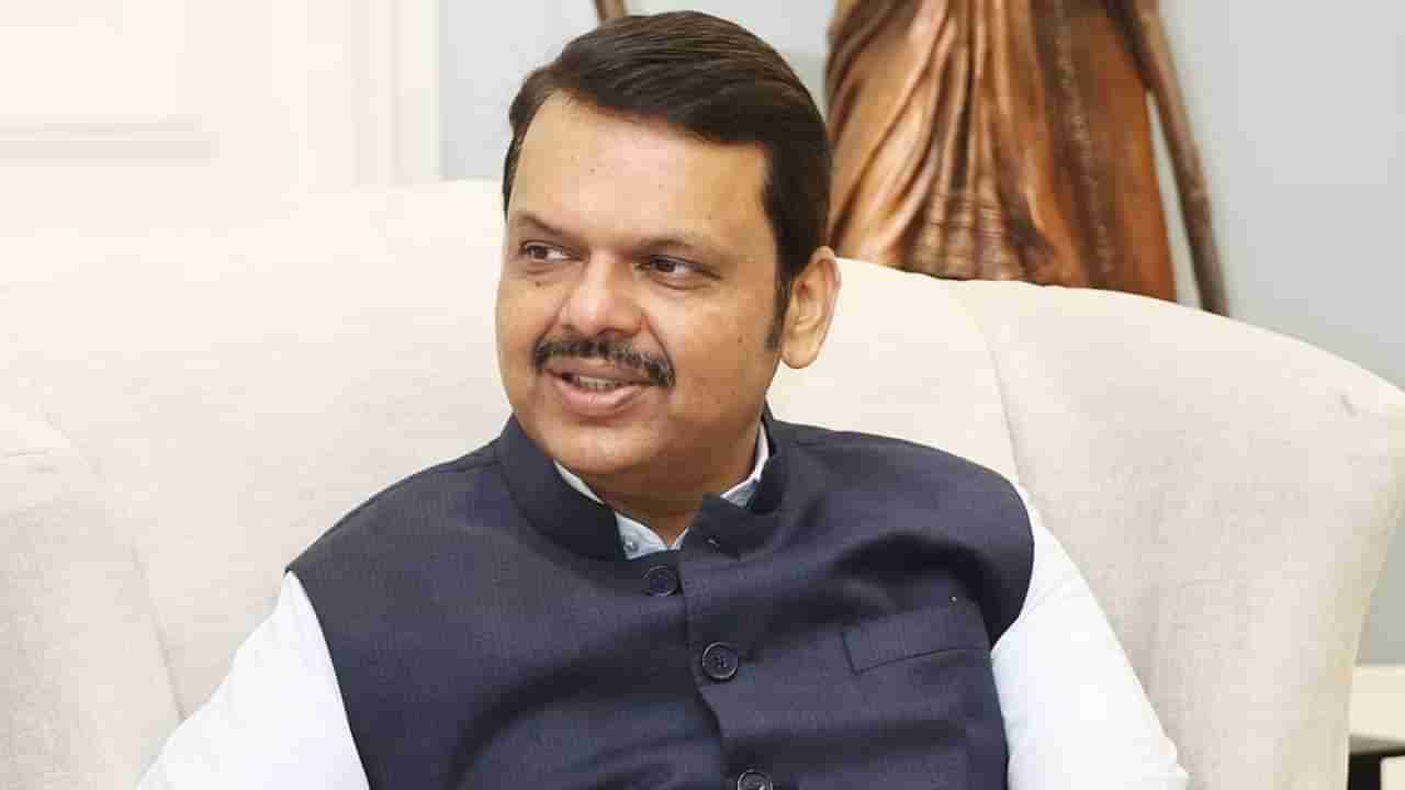 Devendra Fadnavis : मराठवाड्याच्या 49 हजार कोटींच्या पॅकेजचं काय झालं ते सांगा?; फडणवीस यांना आव्हान