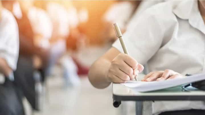 Maharashtra Board Exam : पोरांनो... तयारीला लागा, दहावी आणि बारावी बोर्ड परीक्षांच्या 'या' आहेत तारखा Maharashtra Board Exam : पोरांनो... तयारीला लागा, दहावी आणि बारावी बोर्ड परीक्षांच्या 'या' आहेत तारखा