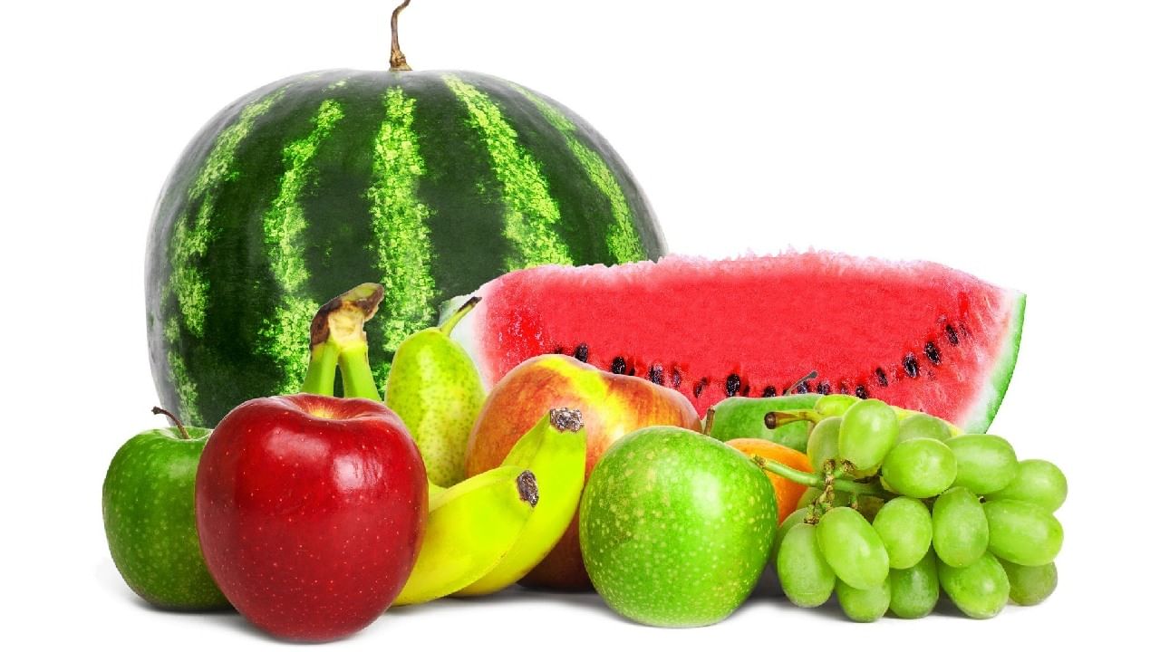 आरोग्यतज्ञांच्या मते सफरचंद, केळी, टरबूज, एवोकाडो, आंबा, अननस, चिक्कू अशी फळे सकाळी खायला हवेत. जाणून घेऊया यामागची कारणे काय आहेत. 