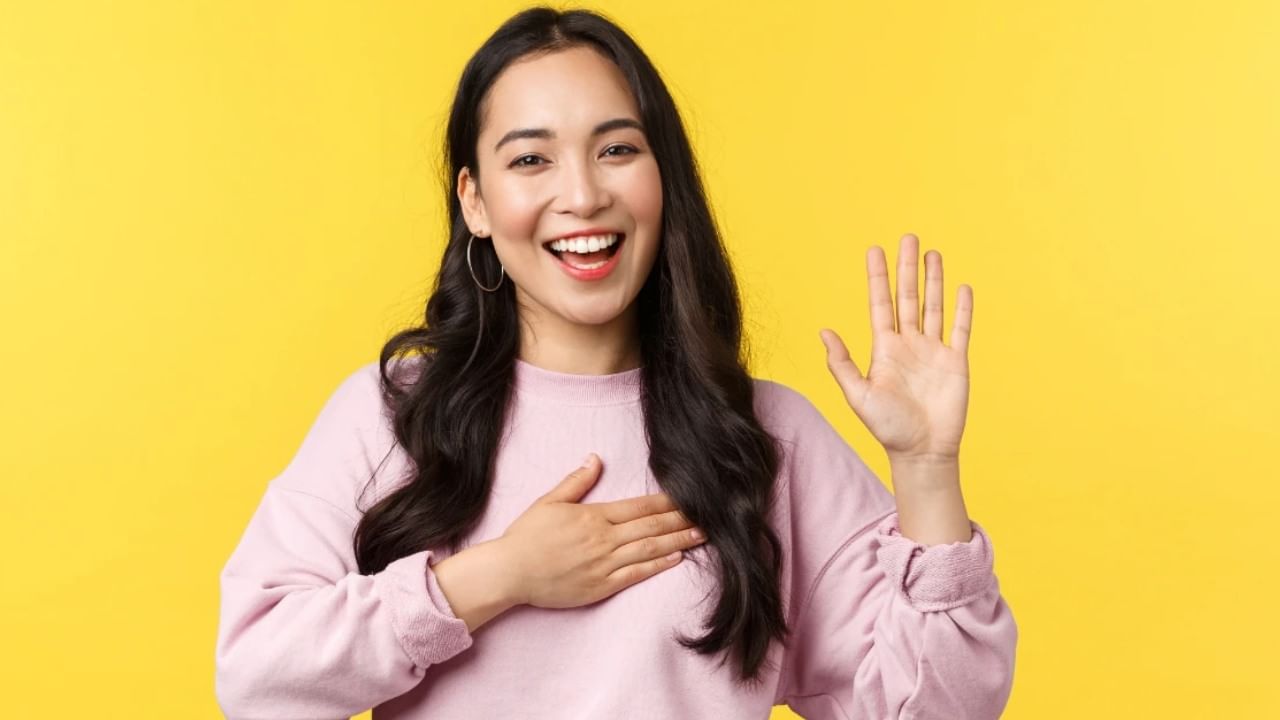 चांगली माणसं इतरांचं कौतुक करतात. चांगल्या कामाचे कौतुक करणारे, दुसऱ्याच्या यशात, आनंदात सहभागी होणारे लोक हे चांगले लोक असतात. तुम्हाला चांगला माणूस व्हायचा असेल तर तुम्ही नक्कीच असे प्रयत्न करू शकता. 