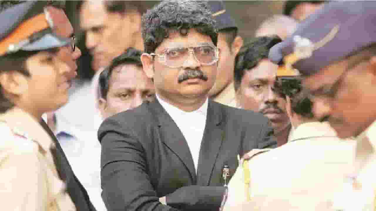 भडखाऊ विधानं करणाऱ्या गुणरत्न सदावर्ते यांना अटक करा, कुणाची आक्रमक मागणी?