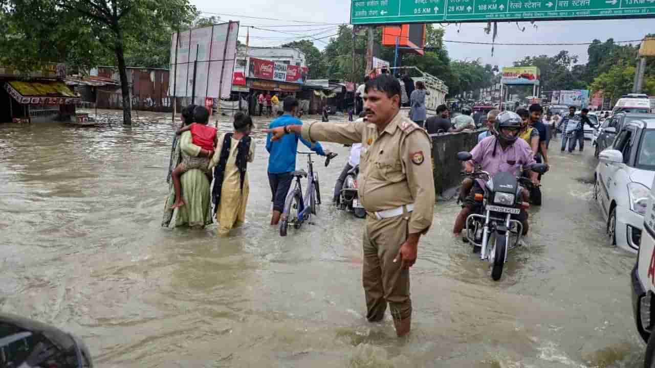 ७२ तासात मुसळधार पावसाची शक्यता, मुख्यमंत्र्यांनी बोलावली कॅबिनेट मीटिंग