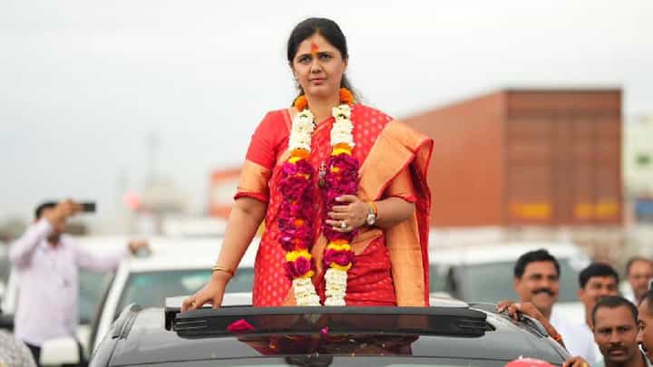 Pankaja Munde यांच्या अडचणीत वाढ, वैद्यनाथ साखर कारखान्याला कुणाची नोटीस? काय आहे प्रकरण? Pankaja Munde यांच्या अडचणीत वाढ, वैद्यनाथ साखर कारखान्याला कुणाची नोटीस? काय आहे प्रकरण?