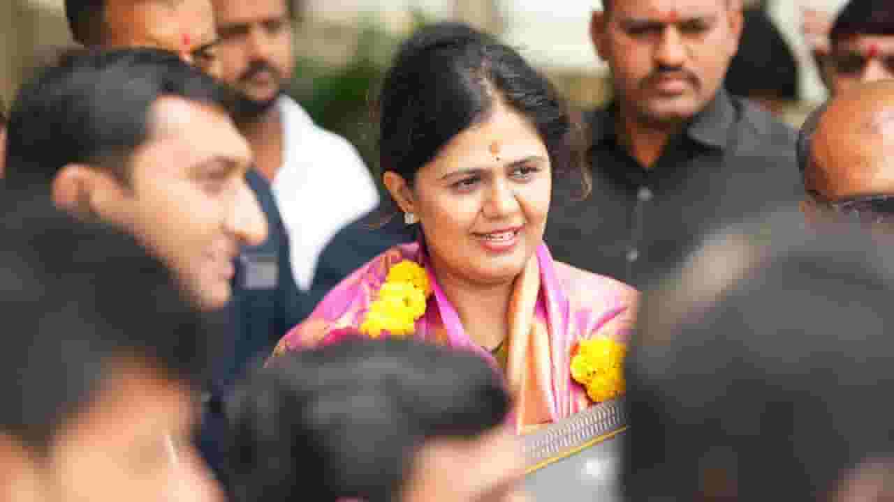 Pankaja Munde : आपण मरणारे नसून..., पंकजा मुंडे यांनी मराठा तरुणांना काय केले आवाहन?