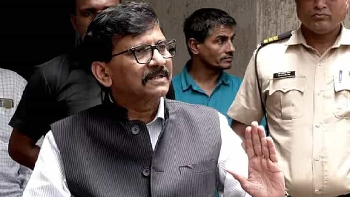 Sanjay Raut स्पष्टच म्हणाले, 'त्याशिवाय जरांगे पाटील उपोषण सोडतील असं वाटत नाही' Sanjay Raut स्पष्टच म्हणाले, 'त्याशिवाय जरांगे पाटील उपोषण सोडतील असं वाटत नाही'