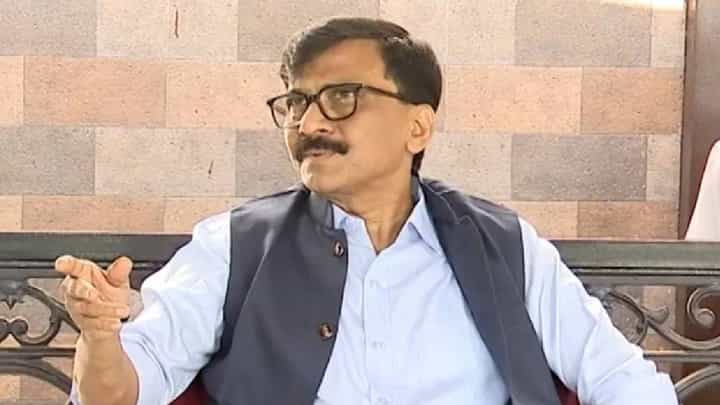 'संजय राऊत हे वैफल्यग्रस्त अन् मोठे भविष्यकार', भाजपच्या बड्या नेत्याची सडकून टीका? 'संजय राऊत हे वैफल्यग्रस्त अन् मोठे भविष्यकार', भाजपच्या बड्या नेत्याची सडकून टीका?
