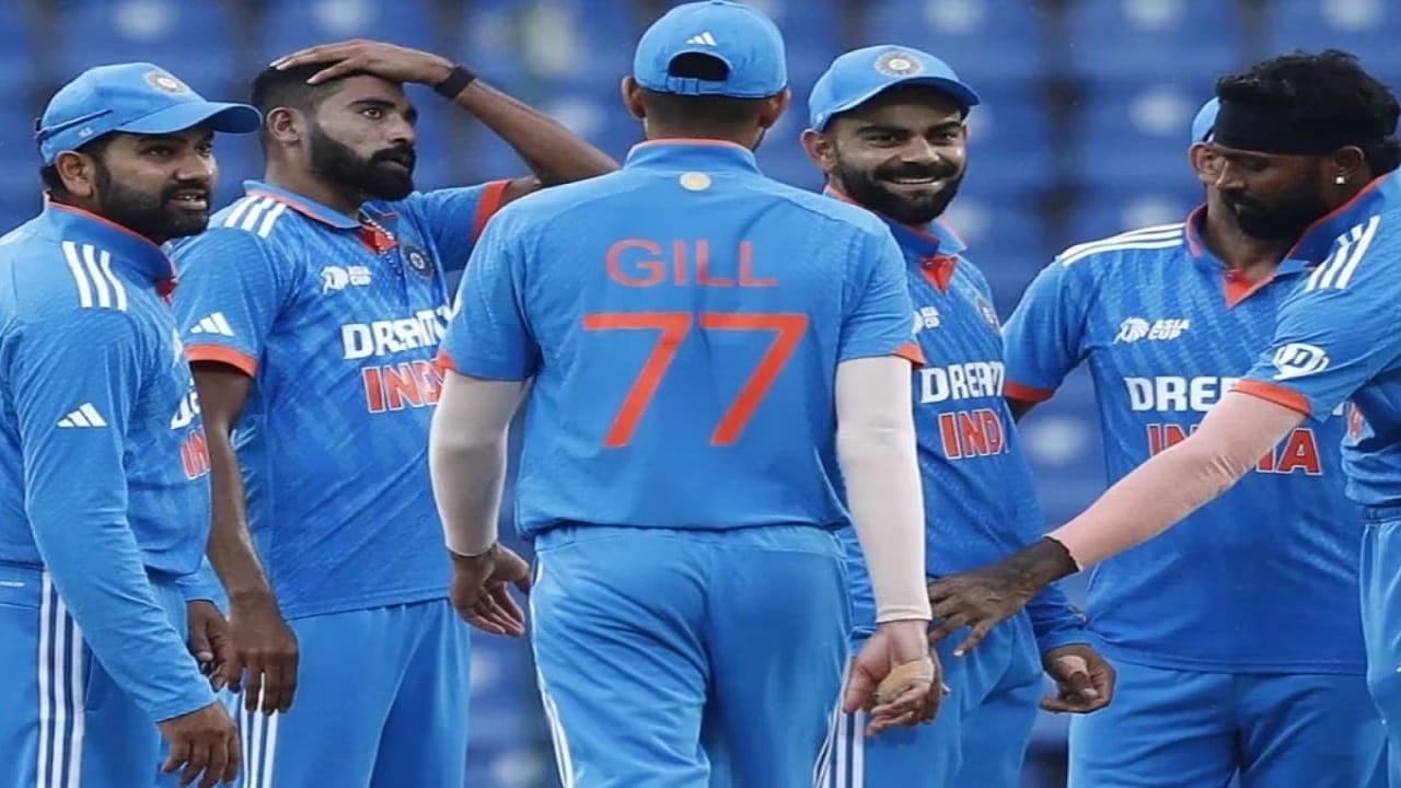 आशिया कप 2023 स्पर्धेतील सुपर 4 साठी चारही संघ निश्चित झाले आहेत. ए ग्रुपमधून पाकिस्तान आणि टीम इंडिया पोहचली आहे. तर ही ग्रुपमधून बांगलादेश आणि श्रीलंका पोहचली आहे. 