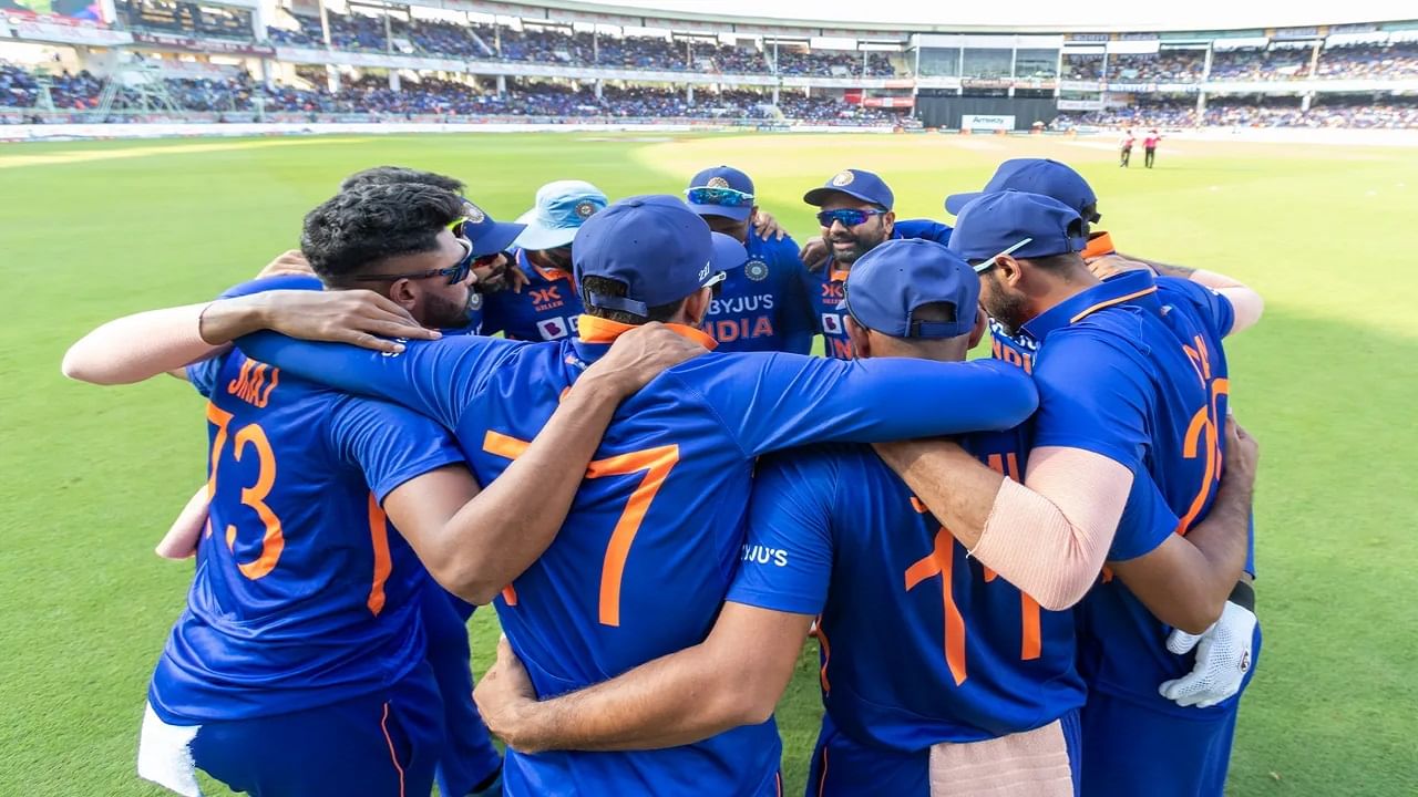 IND vs AUS | ऑस्ट्रेलिया विरुद्धच्या मालिकेसाठी टीम इंडियाची घोषणा, या खेळाडूकडे कर्णधारपद IND vs AUS | ऑस्ट्रेलिया विरुद्धच्या मालिकेसाठी टीम इंडियाची घोषणा, या खेळाडूकडे कर्णधारपद