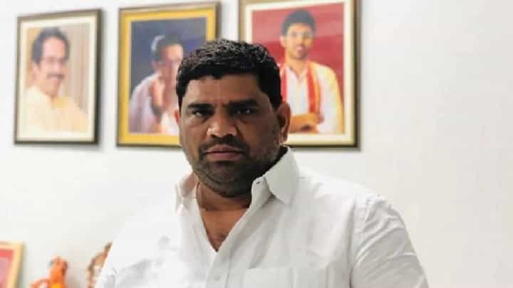 शिवसेनेच्या आमदार अपात्रता प्रकरणासंदर्भात आमदार वैभव नाईक यांचा मोठा दावा, म्हणाले... शिवसेनेच्या आमदार अपात्रता प्रकरणासंदर्भात आमदार वैभव नाईक यांचा मोठा दावा, म्हणाले...