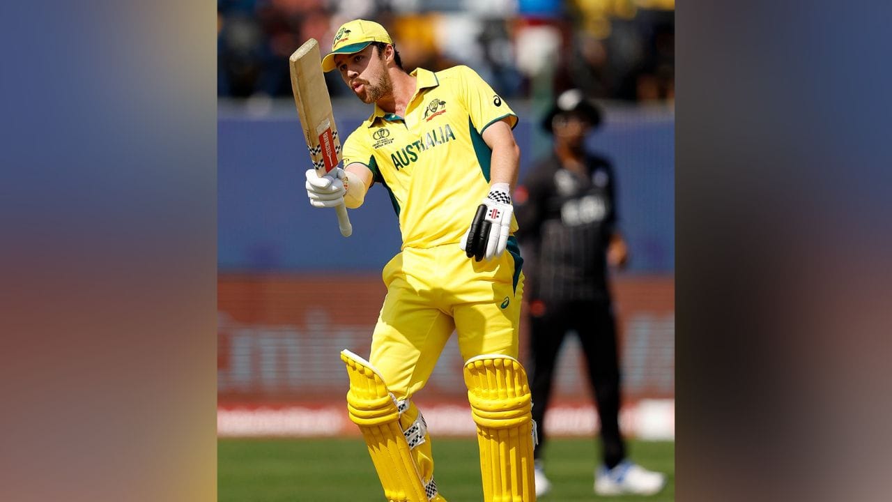 ट्रॅव्हिस हेड याने न्यूझीलंडविरूद्धच्या सामन्यामध्ये अवघ्या 59 बॉलमध्ये आपलं शतक पूर्ण केलं. या शतकी खेळीमध्ये त्याने १० चौकार, ६ षटकार 