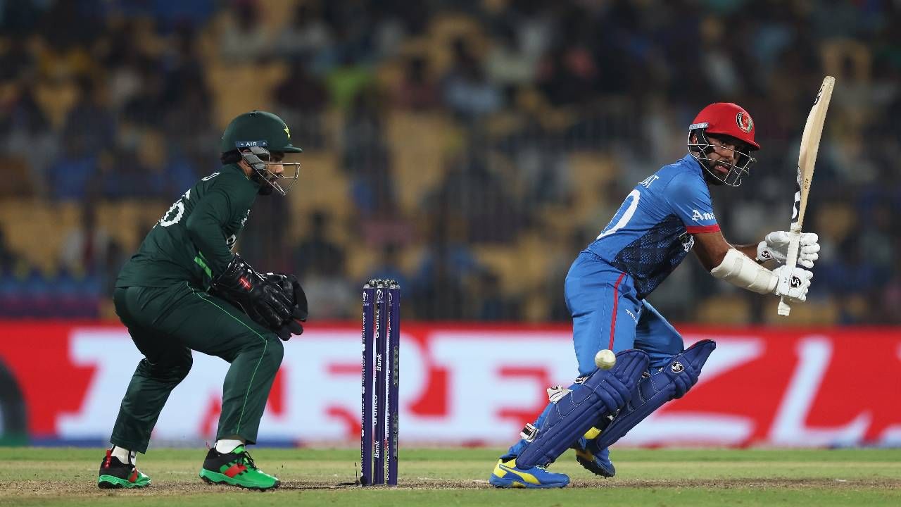 PAK vs AFG : वनडे वर्ल्डकप स्पर्धेत मोठा उलटफेर, अफगाणिस्तानने इंग्लंडनंतर पाकिस्तानला पाजलं पाणी PAK vs AFG : वनडे वर्ल्डकप स्पर्धेत मोठा उलटफेर, अफगाणिस्तानने इंग्लंडनंतर पाकिस्तानला पाजलं पाणी