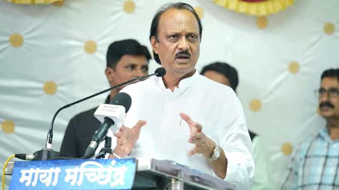Ajit Pawar : याआधी असं कधीच घडलं नव्हतं; अजित पवार नाशिकमध्ये पोहोचताच...