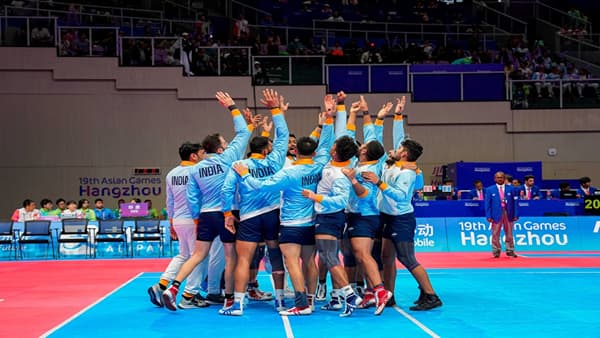 IND vs PAK Kabaddi | कबड्डी टीम इंडियाची फायनलमध्ये धडक, पाकिस्तानवर धमाकेदार विजय