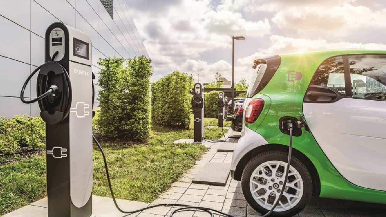 EV Share | इलेक्ट्रिक व्हेईकलसाठी कंपनी ठरणार वरदान, गुंतवणूकीचा चुकवू नका चान्स