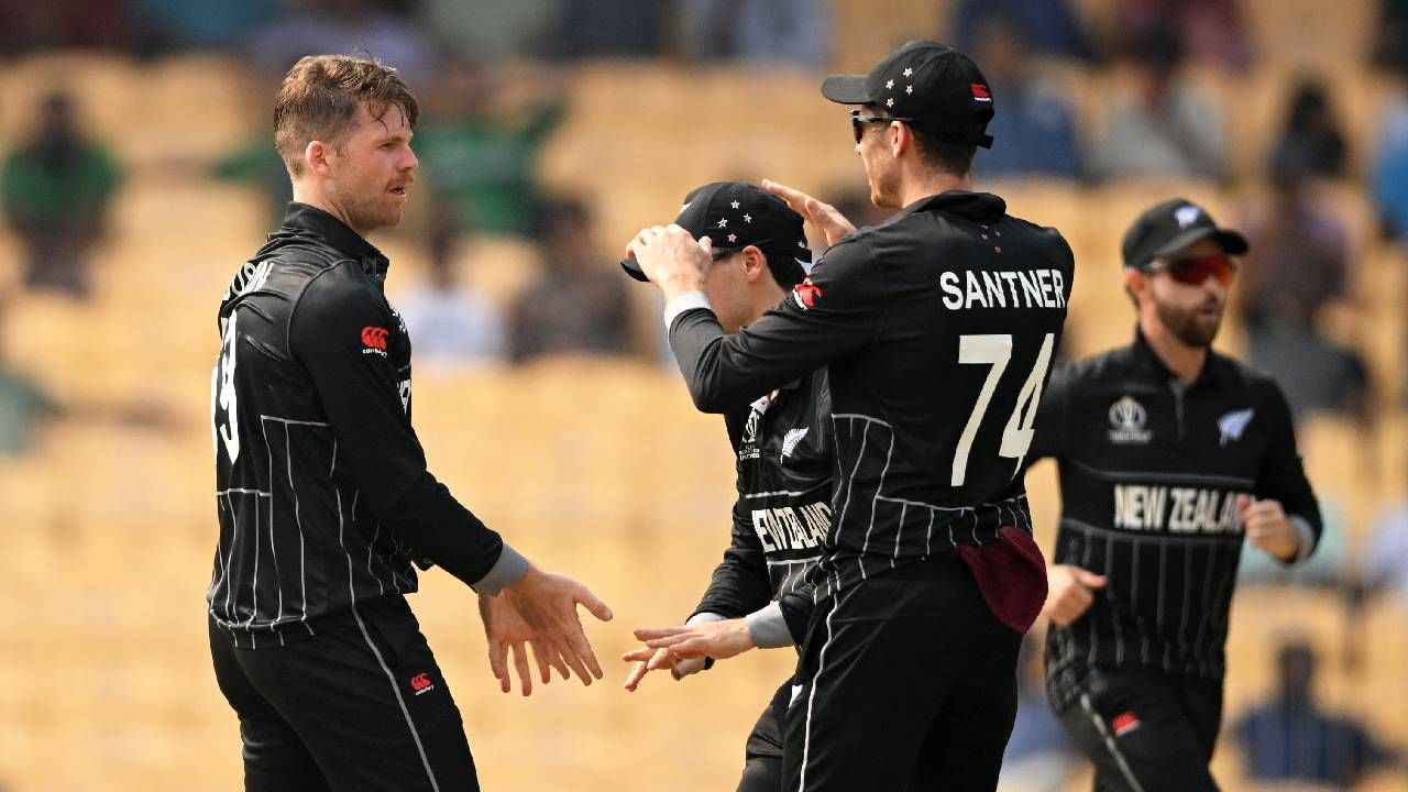 NZ vs BAN : ग्लेन फिलिप्सला अशी गोलंदाजी करणं पडलं महागात, पंचांनी तात्काळ सुनावला निर्णय NZ vs BAN : ग्लेन फिलिप्सला अशी गोलंदाजी करणं पडलं महागात, पंचांनी तात्काळ सुनावला निर्णय