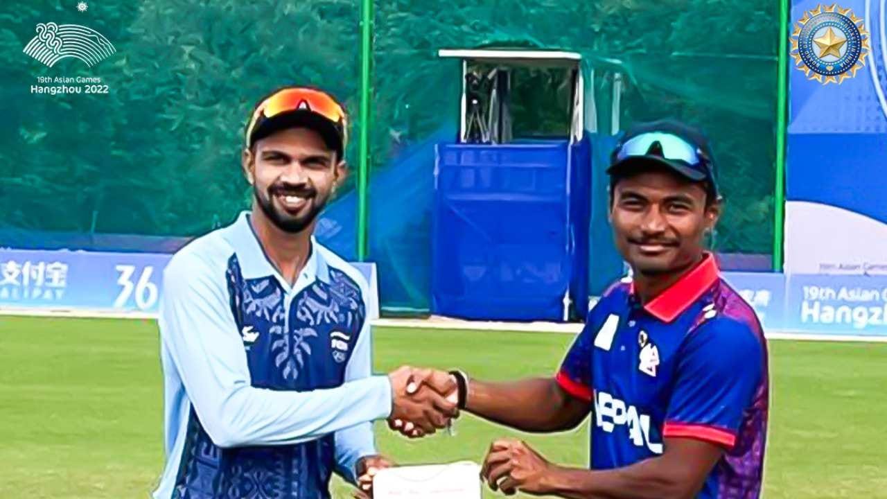 भारताने प्रथम फलंदाजी करत 20 षटकात 4 गडी गमवून 202 धावा केल्या. नेपाळचा संघ 20 षटकात 9 गडी गमवून 179 धावा करू शकला. टीम इंडियाने नेपाळवर 23 धावांनी विजय मिळवला आणि उपांत्य फेरीत प्रवेश मिळवला आहे. 