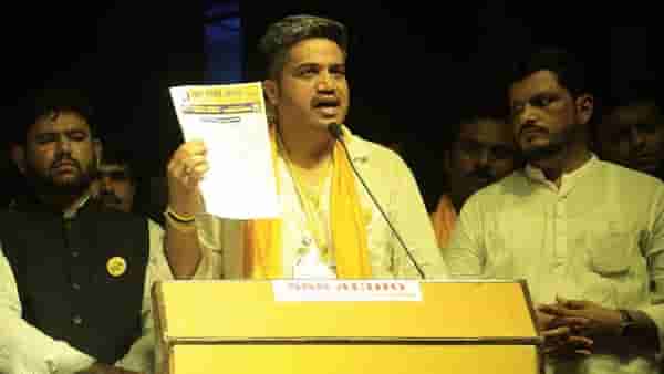 Rohit Pawar : सर्वसामान्यांवर होणाऱ्या अन्यायाला एकच उत्तर...; युवा संघर्ष यात्रेतून रोहित पवार यांचा हल्लाबोल