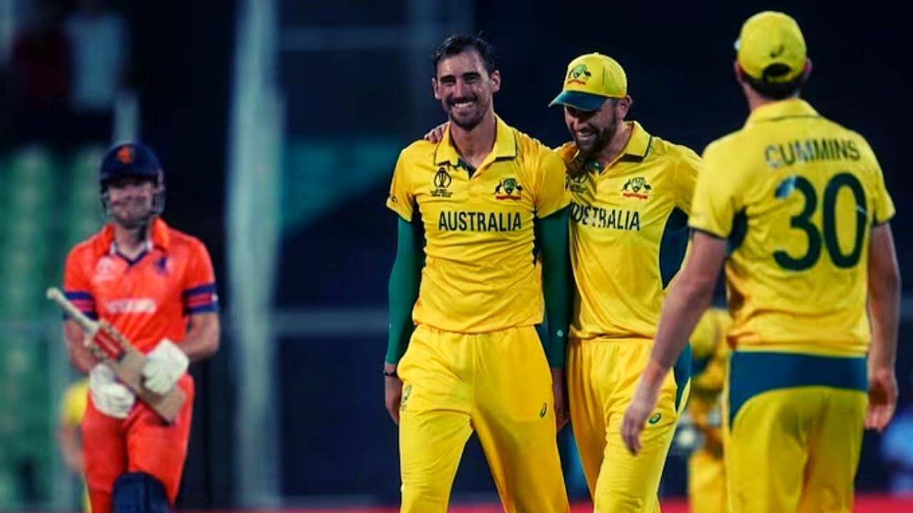 Mitchell Starc Hattrick : वार्म अप मॅचमध्ये मिचेल स्टार्कची हॅट्रीक, वर्ल्ड कपआधी भारतीय संघाचे धाबे दणादले, पाहा व्हिडीओ