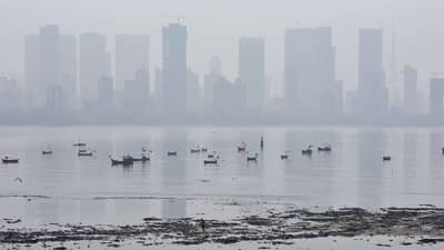 Mumbai : मुंबईकरांनो सावध व्हा! सलग तिसऱ्या दिवशी मुंबईची हवा दिल्लीपेक्षा खराब