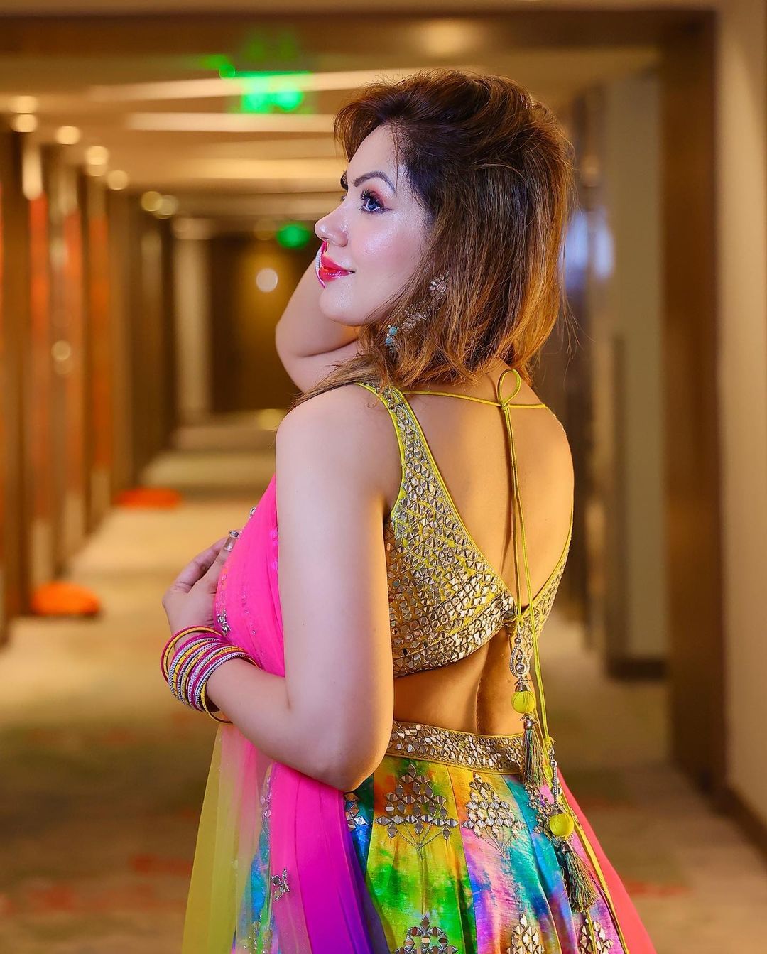 munmun dutta hot look