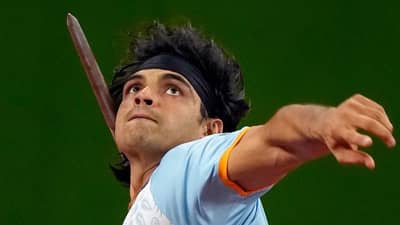 Asian Games : भालाफेकपटू नीरज चोप्राने जिंकलं सुवर्ण पदक, भारताची मेडल संख्या 80 च्या पार