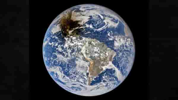 पृथ्वीच्या एका भागात कसा पसरला अंधार, अंतराळ स्थानकातून NASA ने घेतलेल्या या फोटोचे रहस्य काय ?
