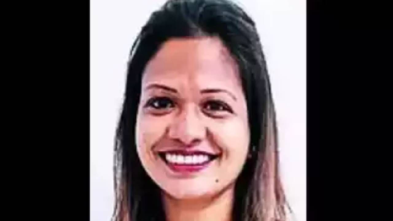 Tree Fall | अंगावर झाड नाही, संकटच कोसळलं, दादरमधल्या घटनेत शिक्षिकेच्या आयुष्याची वाताहात Tree Fall | अंगावर झाड नाही, संकटच कोसळलं, दादरमधल्या घटनेत शिक्षिकेच्या आयुष्याची वाताहात