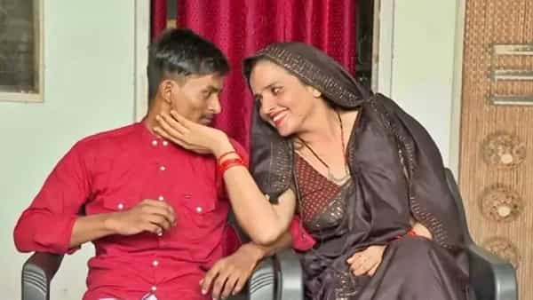 काही दिवसांपूर्वीच आपल्या प्रेमासाठी पाकिस्तानमधून नेपाळ मार्गे भारतामध्ये सीमा हैदर ही दाखल झालीये. याच सीमा हैदर आणि सचिन मीना यांच्या लव्ह स्टोरीवर चित्रपट तयार केला जातोय.