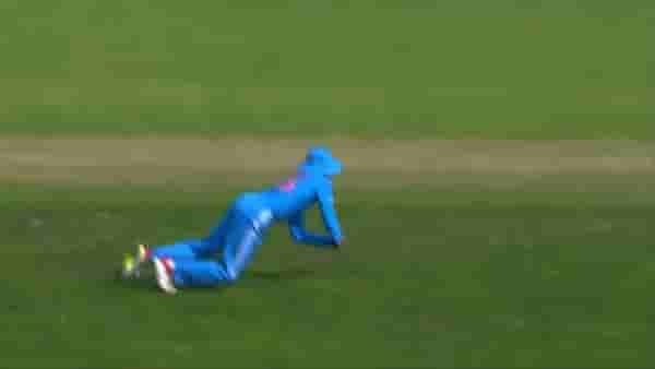 Shreyas Iyer चा अप्रतिम कॅच, धोकादायक डेव्हॉन कॉनव्हे झिरोवर आऊट, व्हीडिओ