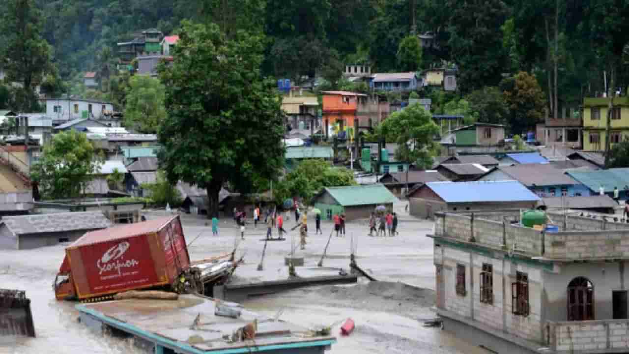 Sikkim Flood | सिक्किममध्ये मोठा विद्ध्वंस घडवणाऱ्या पुराचा नेपाळच्या भूकंपाशी काय कनेक्शन?