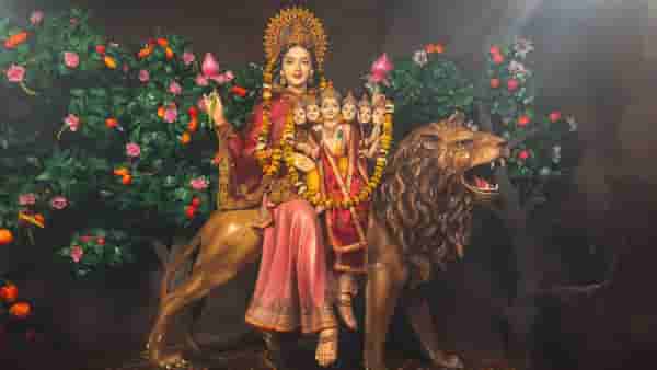 Navratri 2023 : स्कंदमातेच्या उपासनेने प्राप्त होते संतान सुख, करा हे उपाय