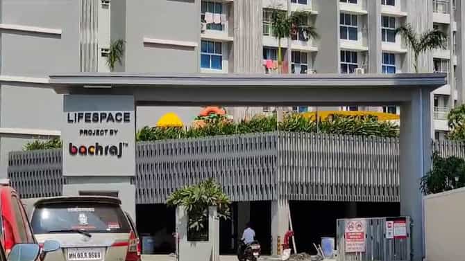 Mumbai Crime : तुमच्या मुलांवर डोळ्यात तेल घालून लक्ष ठेवा ! चिमुरडीला सोडून आई बाहेर गेली आणि तितक्यात...