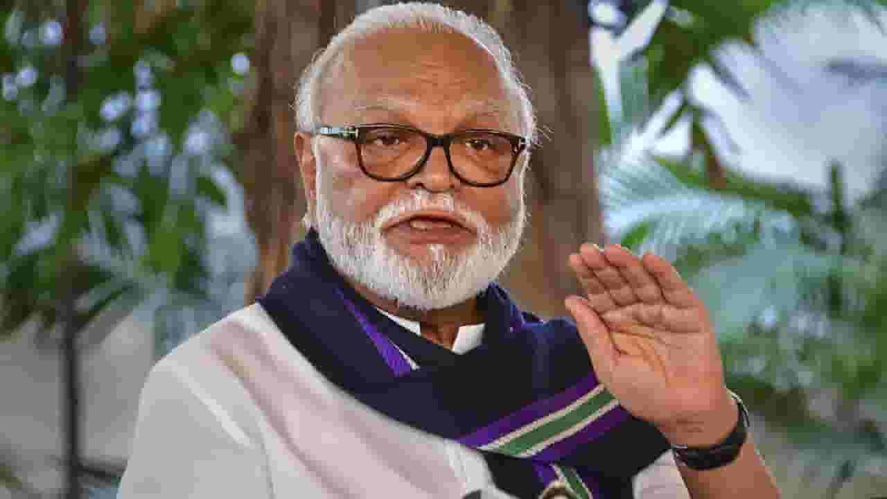 Chhagan Bhujbal : मंत्री छगन भुजबळ यांच्या अडचणी वाढणार? कुणी पाठवली कायदेशीर नोटीस?