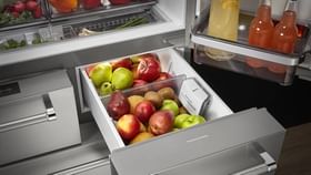 Fridge मध्ये ही 5 फळे चुकूनही ठेऊ नका, Nutrients होतात नाहीसे! Fridge मध्ये ही 5 फळे चुकूनही ठेऊ नका, Nutrients होतात नाहीसे!