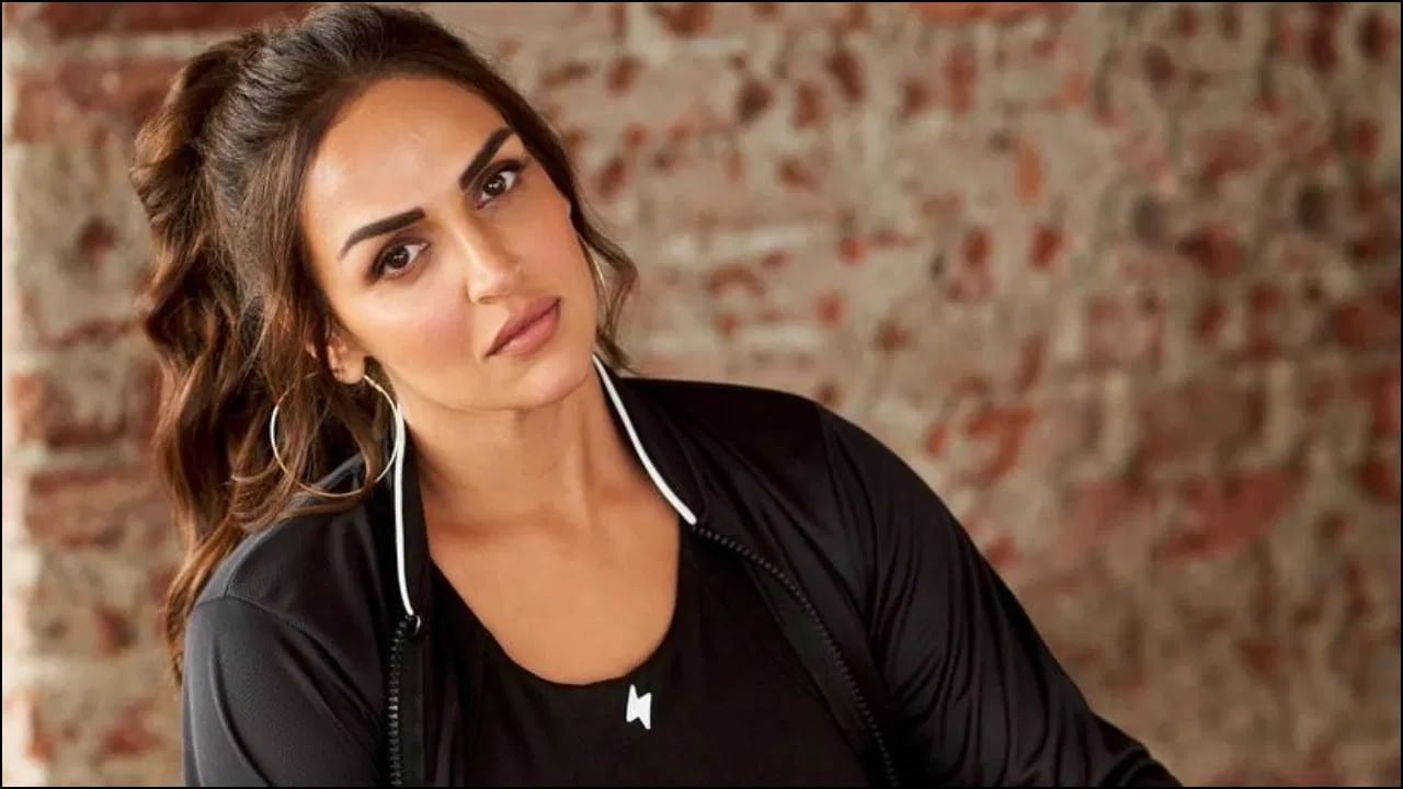 Esha Deol : 'ती त्याच लायकीची आहे...', म्हणून ईशा हिने प्रसिद्ध अभिनेत्रीच्या लगावली कानशिलात