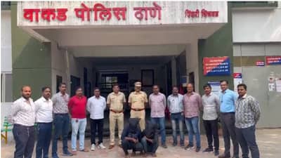 Pune Crime : आई, बहिणीवरील शिवीगाळ जिव्हारी लागली; दारू चढताच मित्राची... पिंपरी-चिंचवडमध्ये असं काय घडलं ?