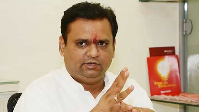 Rahul Narwekar : राहुल नार्वेकर यांना पाहिल्यावर होणार सून मी या घरची मालिकेची आठवण येते... कोण म्हणालं असं? का?