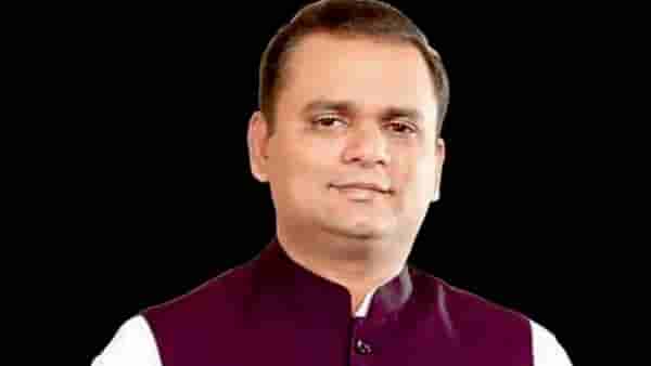 राहुल नार्वेकर यांची आदित्य ठाकरे यांच्यावर पहिल्यांदाच टीका; म्हणाले, विधान परिषदेच्या आमदारांमार्फत...
