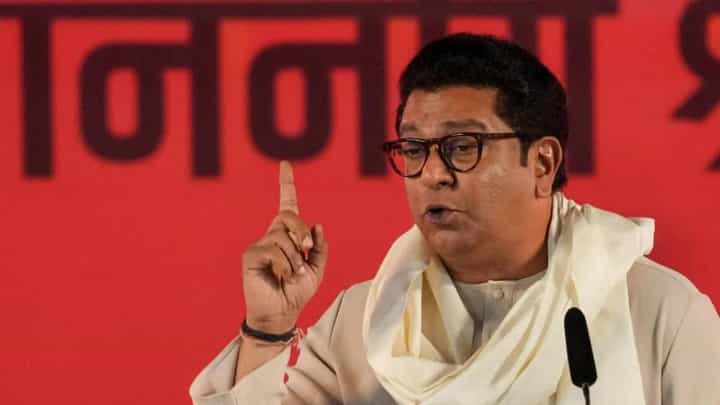Raj Thackeray : माझा शब्द म्हणजे शब्द, माझ्या हातात राज्याची सत्ता असेल तेव्हा... राज ठाकरे नेमकं काय म्हणाले? Raj Thackeray : माझा शब्द म्हणजे शब्द, माझ्या हातात राज्याची सत्ता असेल तेव्हा... राज ठाकरे नेमकं काय म्हणाले?