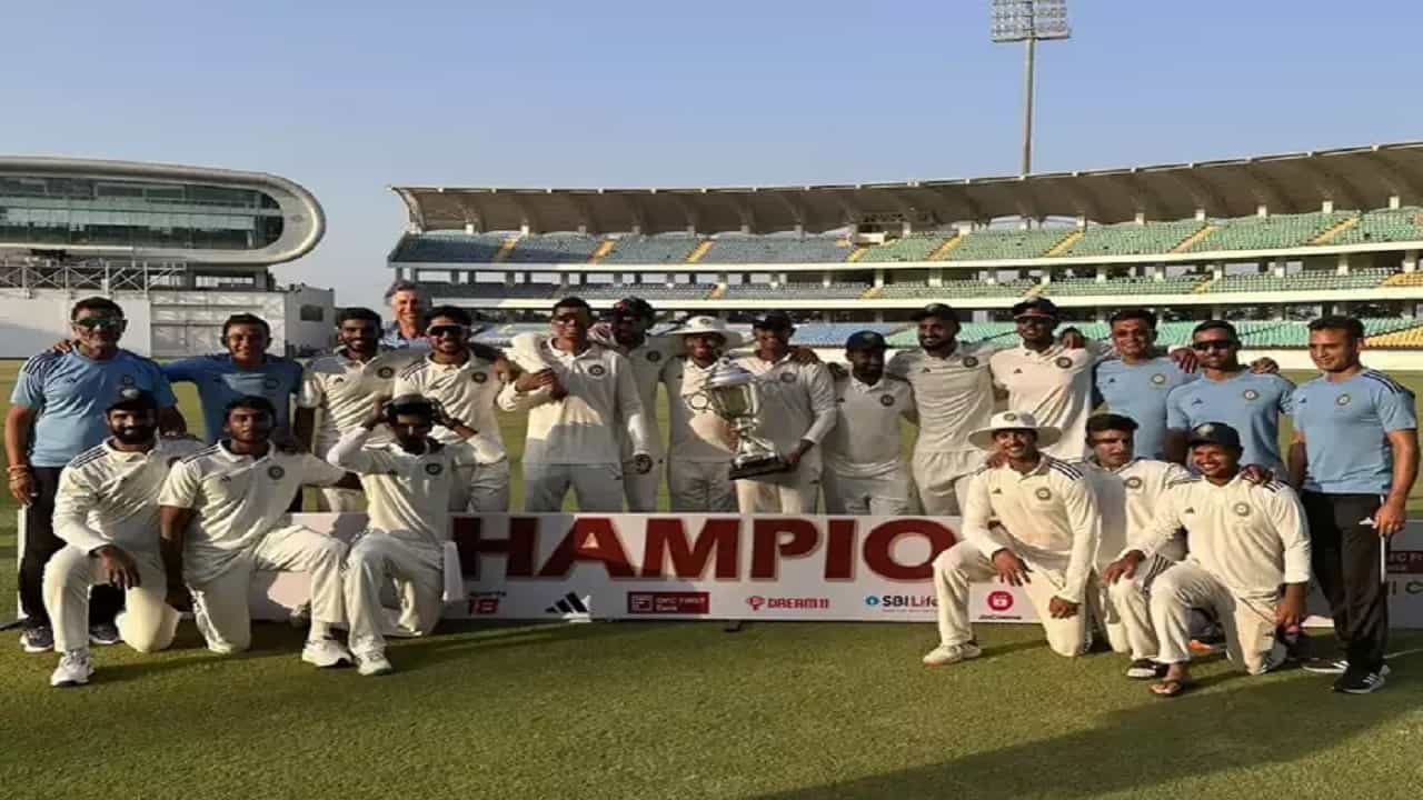 Irani Cup Final | सौरभच्या फिरकीत सौराष्ट्र ढेर, रेस्ट ऑफ इंडियाने उंचावला इराणी कप