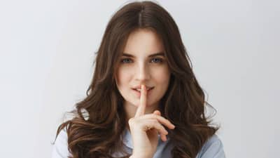 Health Tips : दिवसभरात  1 तास पाळा मौनव्रत, मिळतील अगणित फायदे