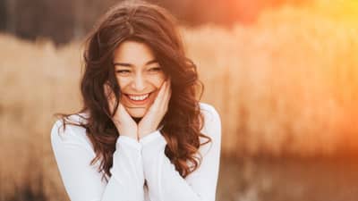 Health : आयुष्यात या 5 गोष्टी करा इग्नोर, मन होईल हलकंच अन् कायम राहल आनंदी, जाणून घ्या!