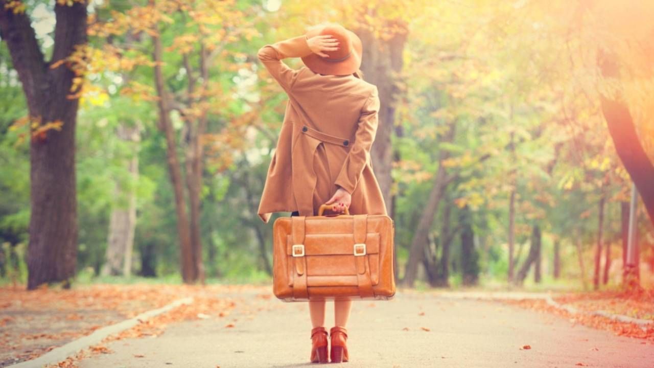 रोगप्रतिकारशक्ती वाढते: माणूस जर आनंदी असेल तर त्याची रोगप्रतिकारशक्ती वाढते. प्रवास आवडणारी व्यक्ती असो किंवा न आवडणारी असो, प्रवास व्यक्तीला टेन्शन पासून दूर ठेवते. या सगळ्याने माणूस आनंदी राहतो सहाजिकच रोगप्रतिकारशक्ती वाढते.