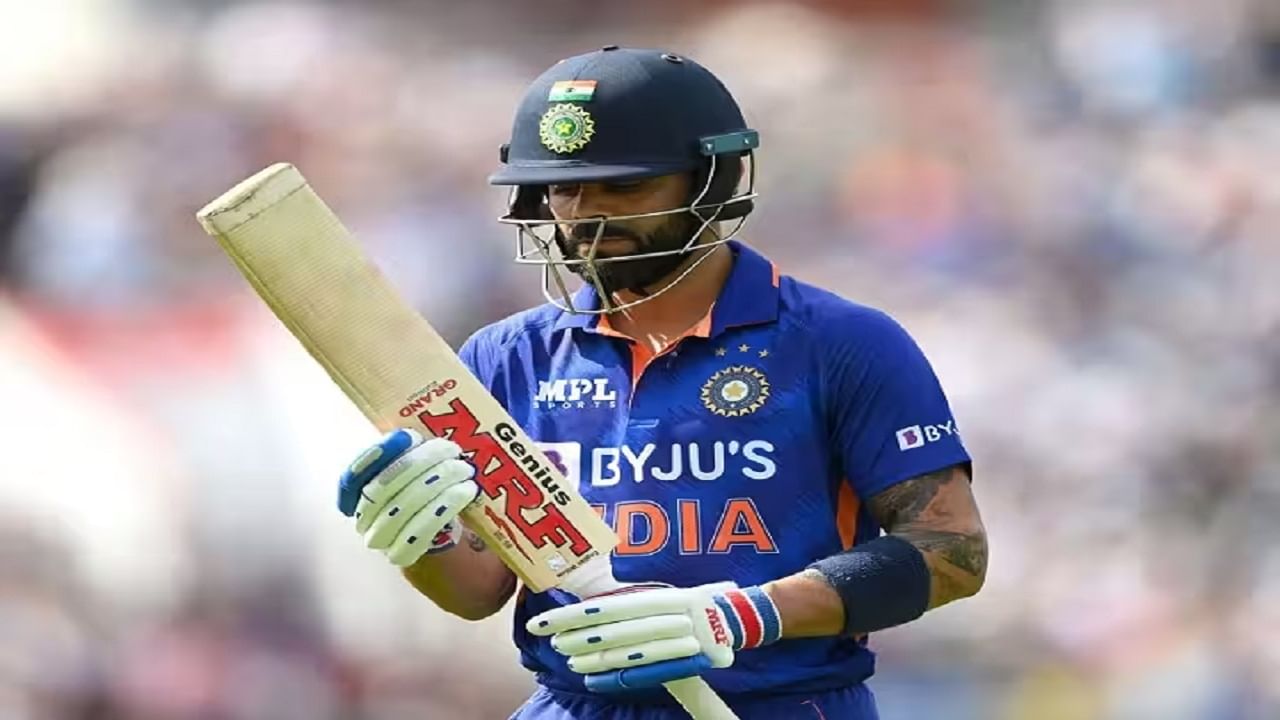 या यादीत टीम इंडियाचा विराट कोहली संयुक्तरित्या तिसऱ्या आणि वेगवान शतकाच्यांबाबतीत चौथ्या क्रमांकावर आहे. विराटने 45 सामन्यांमध्ये 6 शतक पूर्ण केली आहेत. 