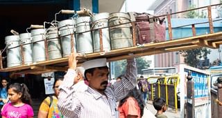 शरद पवार एकनाथ खडसे यांच्या भेटीला; हृदयविकाराचा झटका आल्यानंतर तब्येतीची विचारपूस