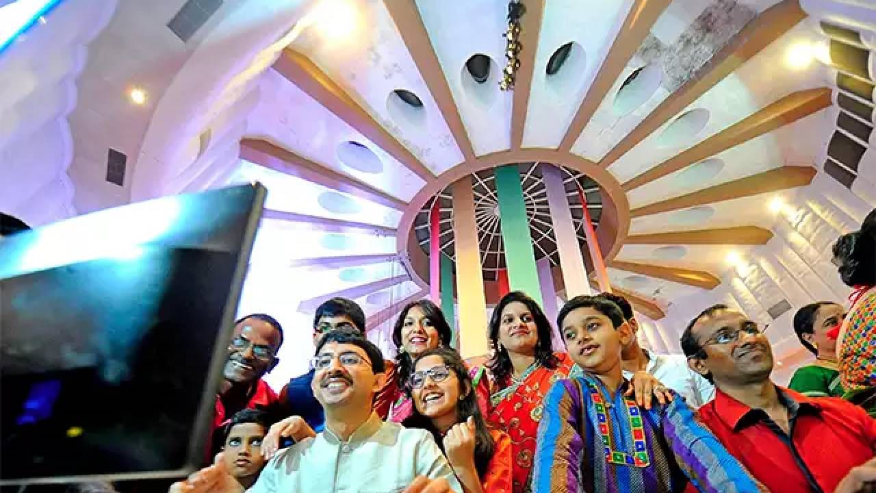एक तासात ही पालटू शकते नशीब, मुहूर्त ट्रेडिंगमध्ये करा कमाई एक तासात ही पालटू शकते नशीब, मुहूर्त ट्रेडिंगमध्ये करा कमाई