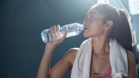 Health | जिममध्ये वर्कआऊट झाल्यावर लगेच पाणी पित असाल तर थांबा कारण... Health | जिममध्ये वर्कआऊट झाल्यावर लगेच पाणी पित असाल तर थांबा कारण...