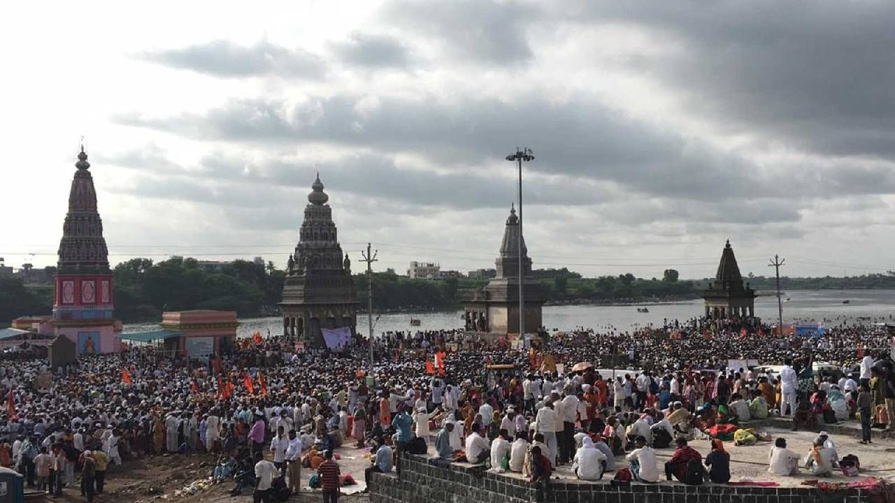 Kartiki Ekadashi 2023 : कार्तिकी एकादशी निमीत्त पंढरपूरात भक्तांचा महासागर, अनुचीत प्रकार टाळण्यासाठी मंदिर प्रशासन सज्ज